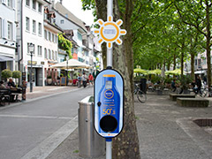 Sonnencrèmedispenser am Graben